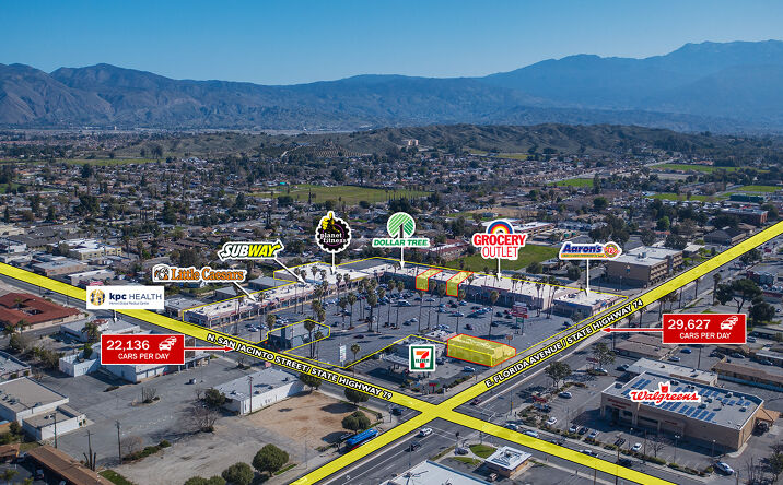 Pictures of Retail, Restaurant property located at 1300 - 1480 E Florida Ave, Hemet, CA 92544 for lease - image #1