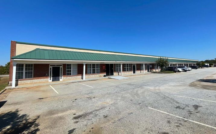 Pictures of Office property located at 114 Constitution Dr, Warner Robins, GA 31088 for lease - image #1