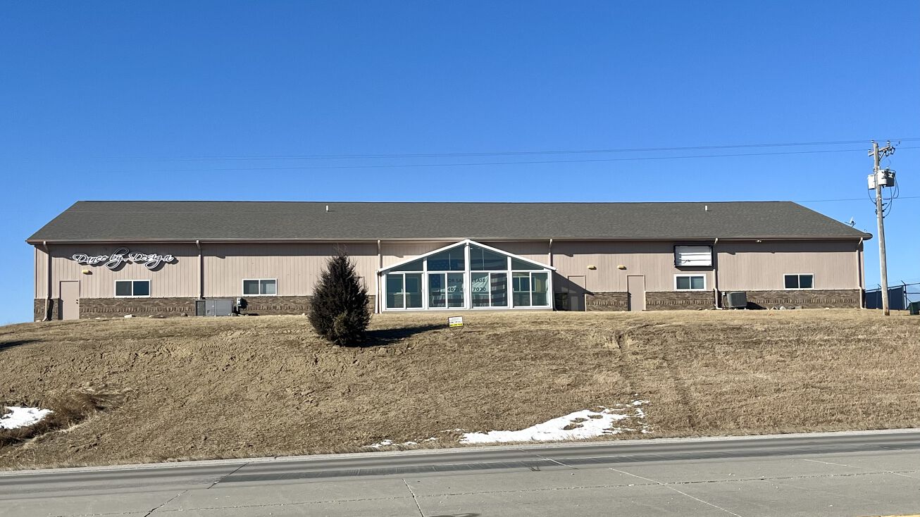 13633 S 217th St, Gretna, NE 68028 Industrial Space for Lease
