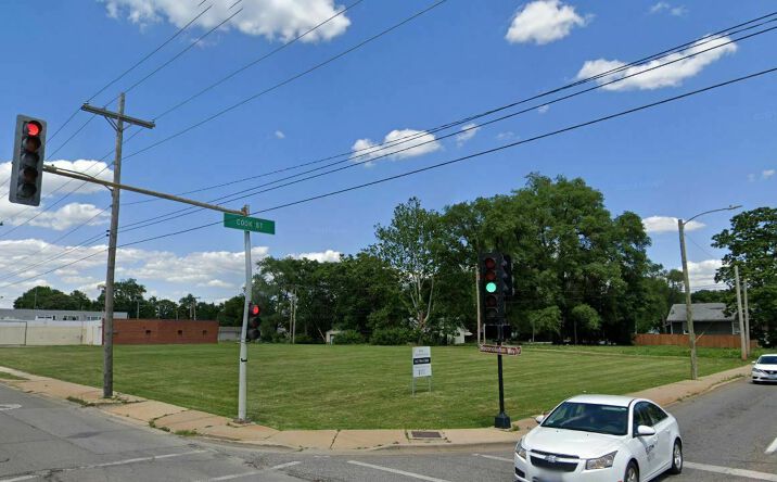 Pictures of Land property located at 608-620 S. 11th, 1101 East Cook, Springfield, IL 62703 for lease - image #1