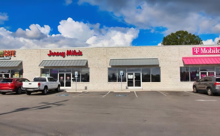 Pictures of Retail, Office property located at 211 Pamplico Hwy, Florence, SC 29505 for lease - image #1