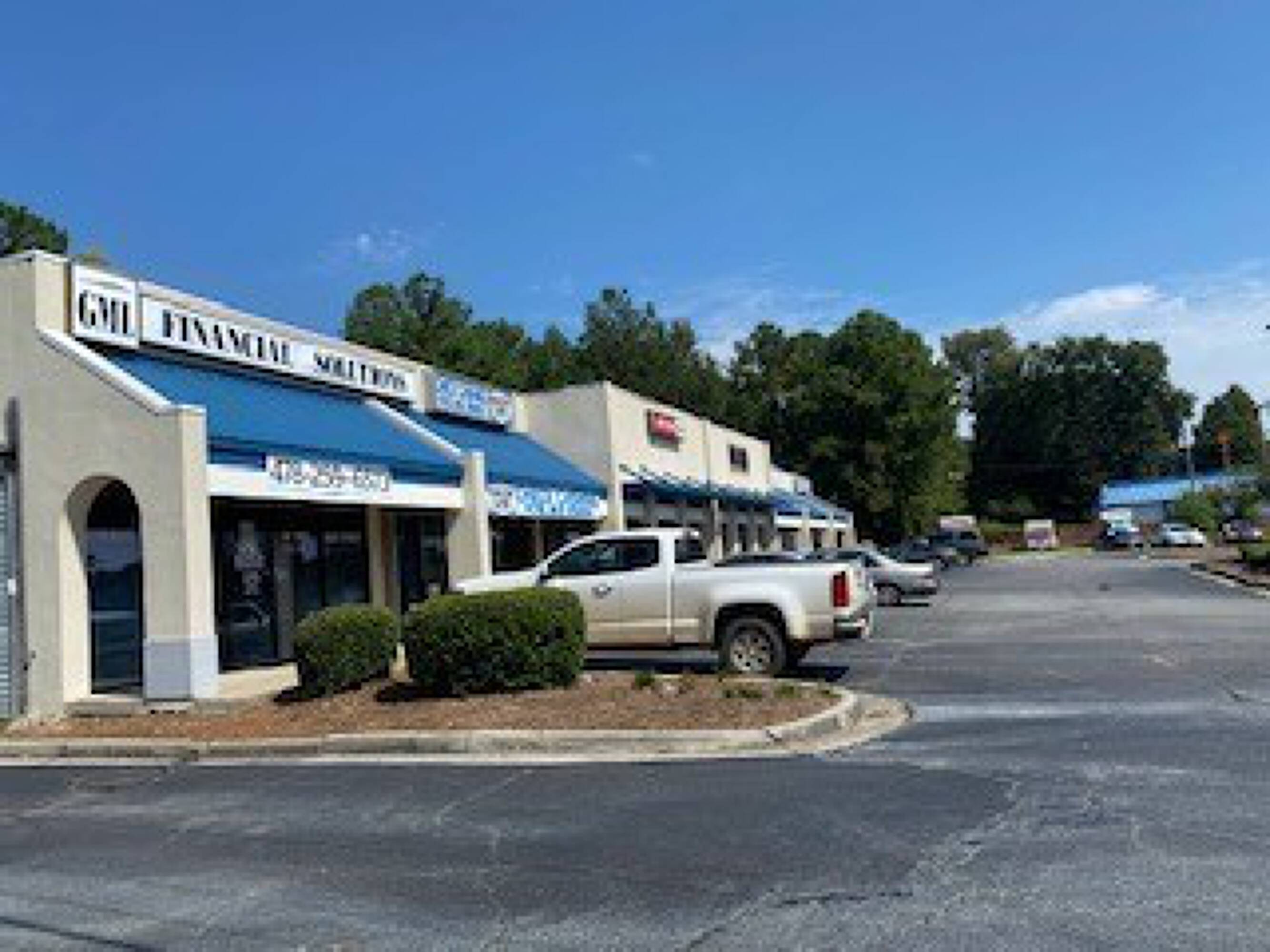 3355 Pio Nono Ave, Macon, GA 31206