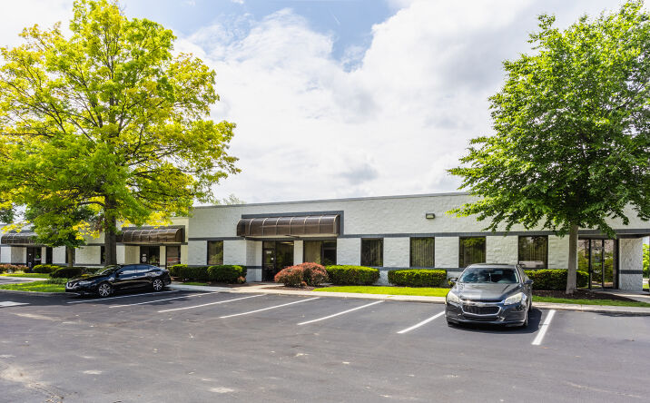 Pictures of Industrial property located at 7210-7220 Georgetown Rd, Indianapolis, IN 46268 for lease - image #1