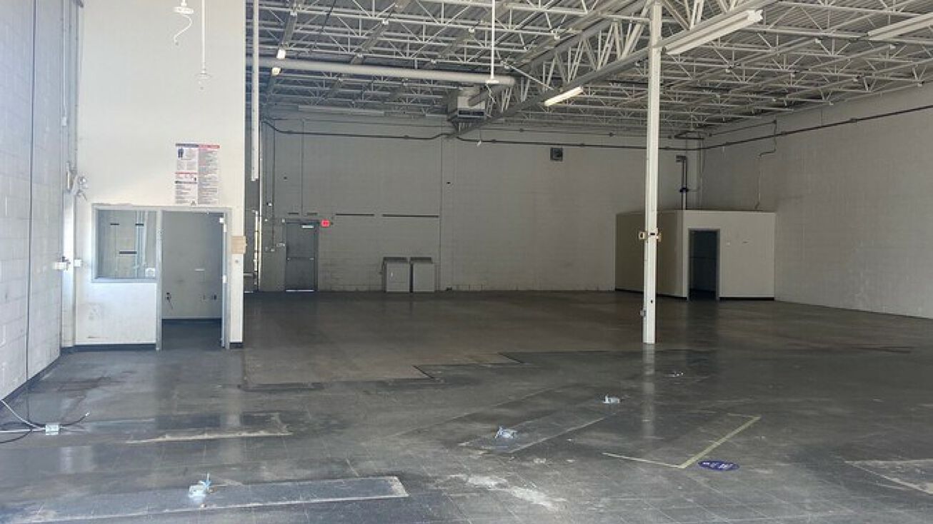 6041 S Transit Rd, Lockport, NY 14094 Retail Space for Lease