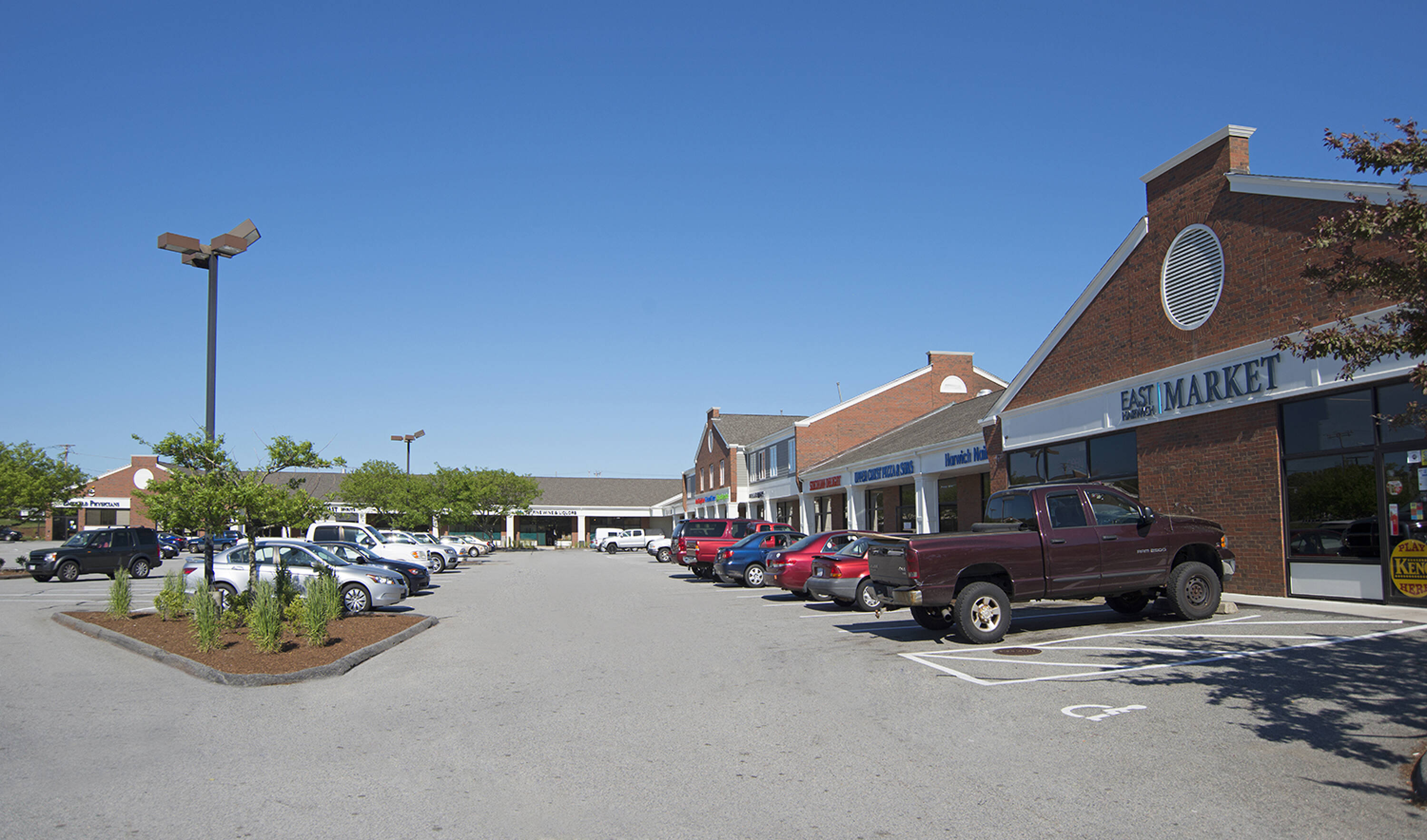 1421 OrleansHarwich Rd, Harwich, MA 02645