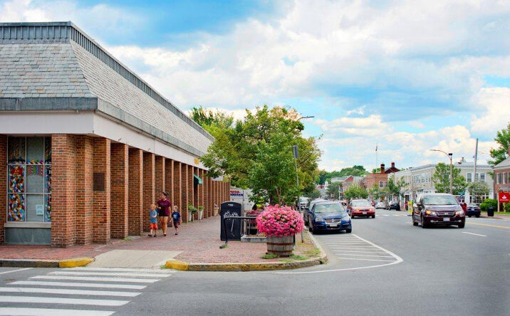Pictures of Retail property located at 1833-1853 Massachusetts Ave, Lexington, MA 02420 for sales - image #1