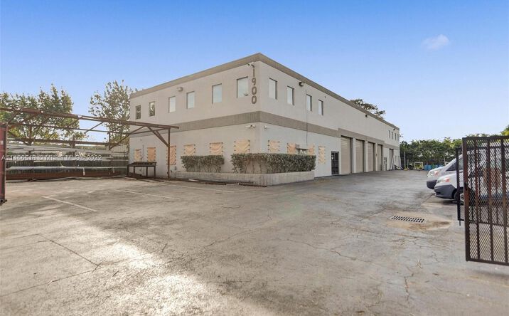 Pictures of Industrial property located at 1900 NW 32nd St, Pompano Beach, FL 33064 for lease - image #1