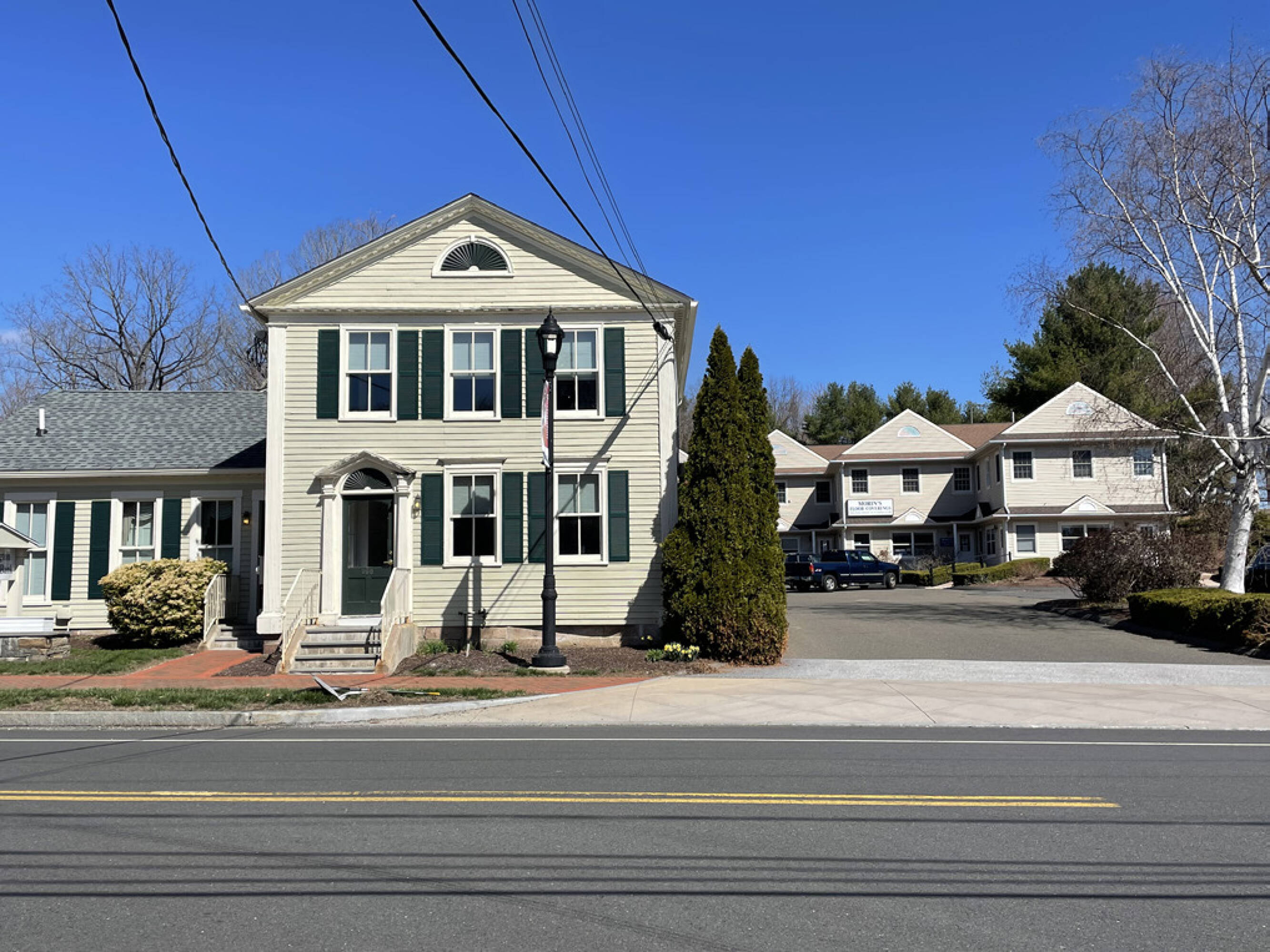 258 Spielman Hwy, Burlington, CT 06013 Retail Space for Lease 258