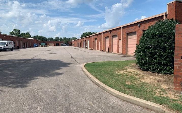 Pictures of Office, Industrial property located at 5125 & 5175 Elmore Road, 5115 Covington Way, 2170 & 2175 Business Center Drive, 2165 Spice Cove, Memphis, TN 38134 for lease - image #1