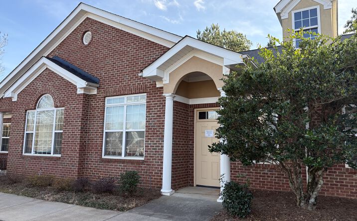 Pictures of Office property located at 1855 Lockeway Dr, Alpharetta, GA 30004 for lease - image #1