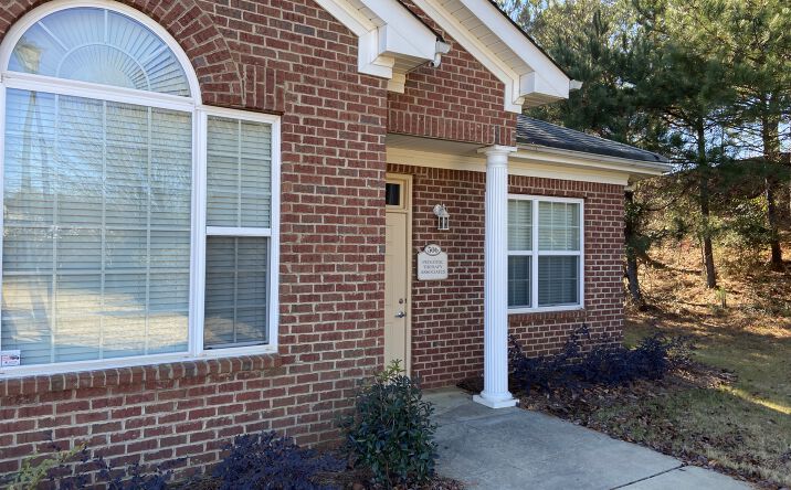 Pictures of Office property located at 1855 Lockeway Dr, Alpharetta, GA 30004 for lease - image #1