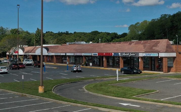 Pictures of Retail property located at 5 Eastport Manor Rd, Eastport, NY 11941 for lease - image #1