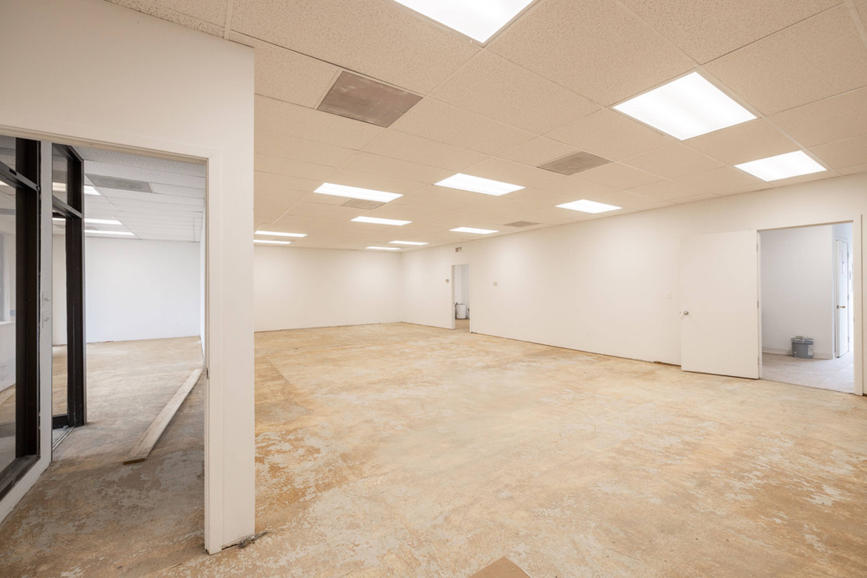 1455514647 Frazho Rd & 2601026126 Groesbeck, Warren, MI 48089