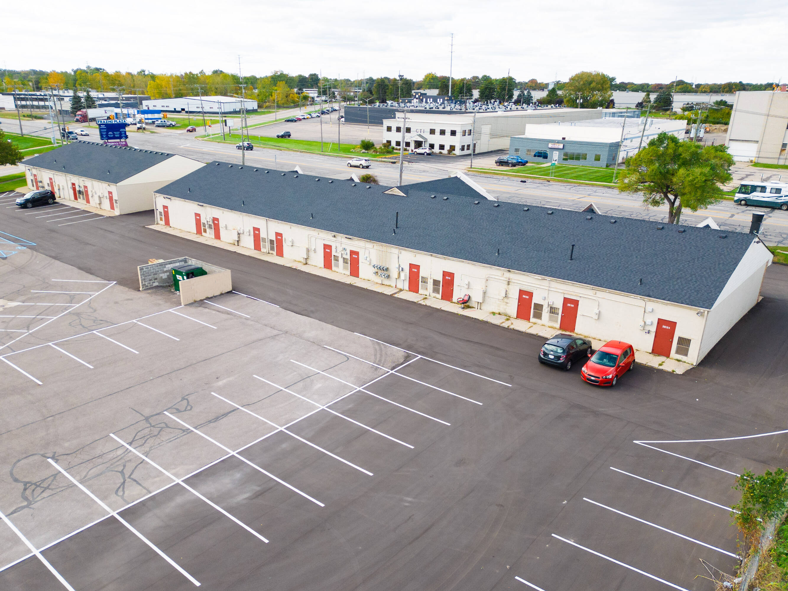 1455514647 Frazho Rd & 2601026126 Groesbeck, Warren, MI 48089