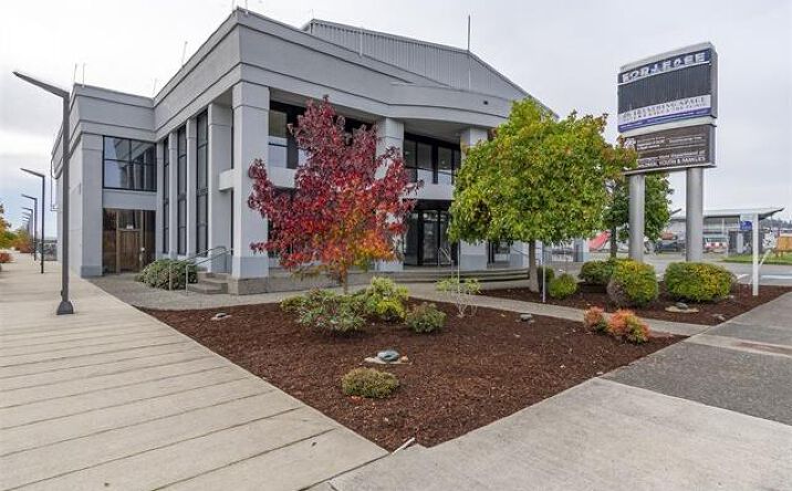 Pictures of Retail, Office, Industrial property located at 275 SE Pioneer Way, Oak Harbor, WA 98277 for lease - image #1