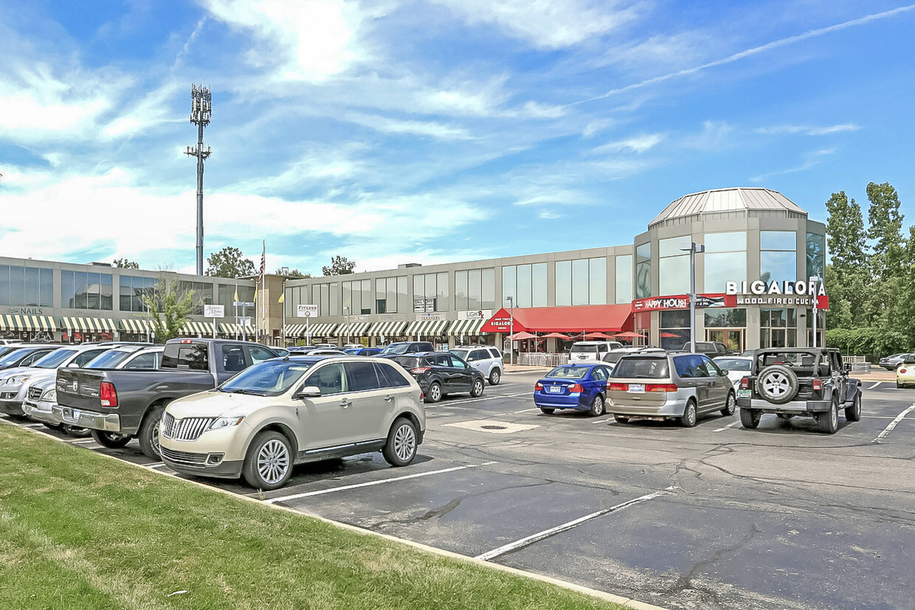 6900 N Rochester Rd, Rochester Hills, MI 48306