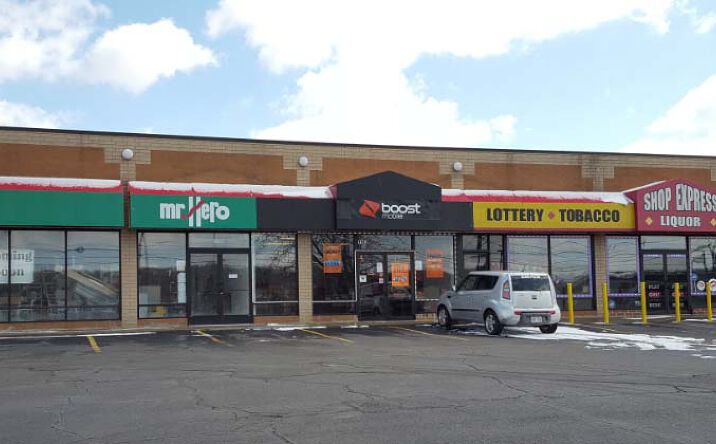 Pictures of Retail property located at 1559 S Hawkins Ave, Akron, OH 44320 for lease - image #1