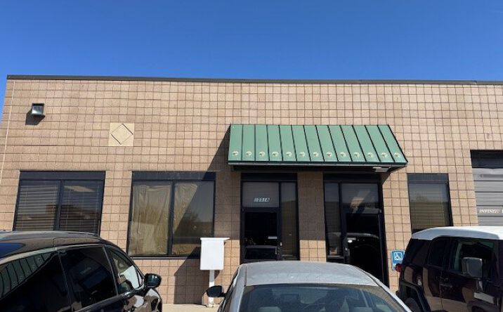 Pictures of Industrial property located at 10918 John Galt Blvd, Omaha, NE 68137 for sales - image #1