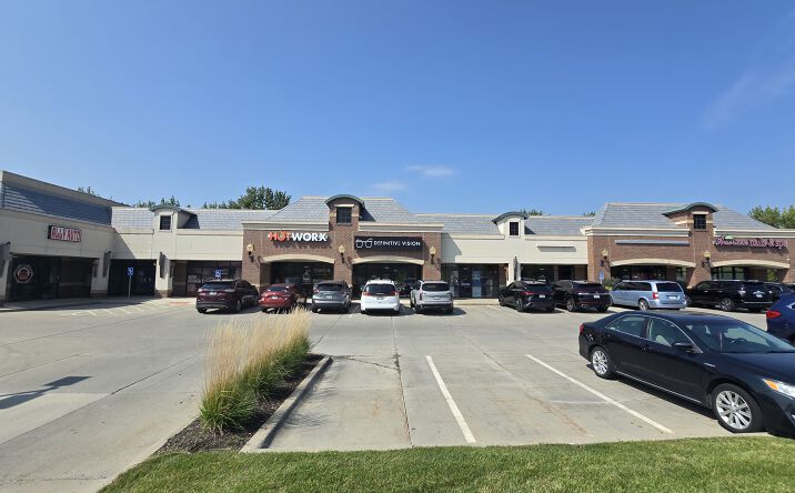 Pictures of Retail property located at 3604 N 165th St, Omaha, NE 68116 for lease - image #1