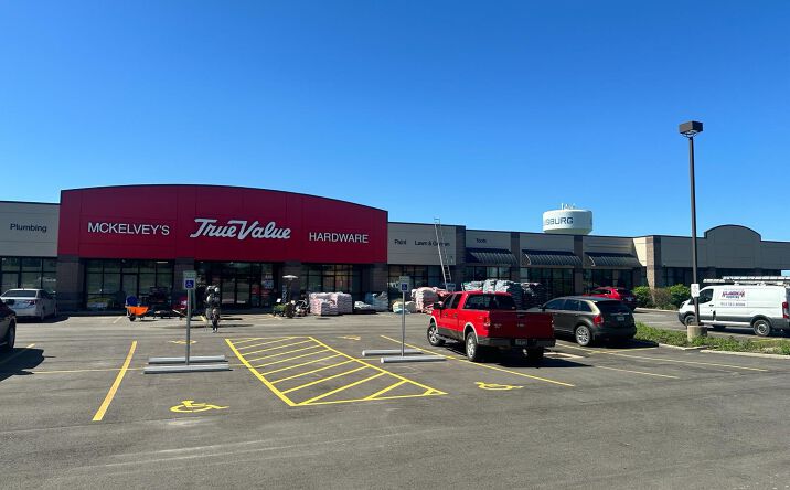 Pictures of Retail property located at 128 Harvest Dr, Louisburg, KS 66053 for lease - image #1