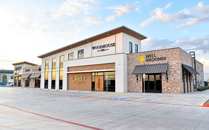 Pictures of Retail property located at 11010 Slide Rd, Lubbock, TX 79424 for lease - image #1