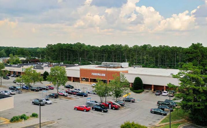 Pictures of Retail property located at 5400 Six Forks Rd, Raleigh, NC 27609 for lease - image #1
