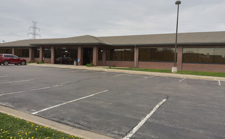 Pictures of Office property located at 11420 Blondo St, Omaha, NE 68164 for lease - image #1