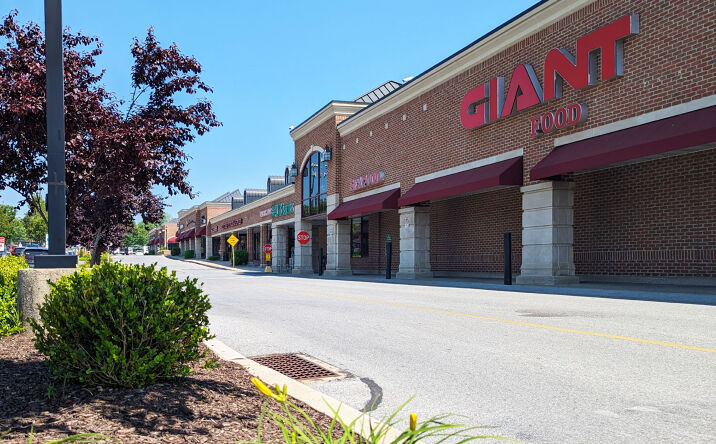 Pictures of Retail, Restaurant property located at 1371 Wilmington Pike, West Chester, PA 19382 for lease - image #1