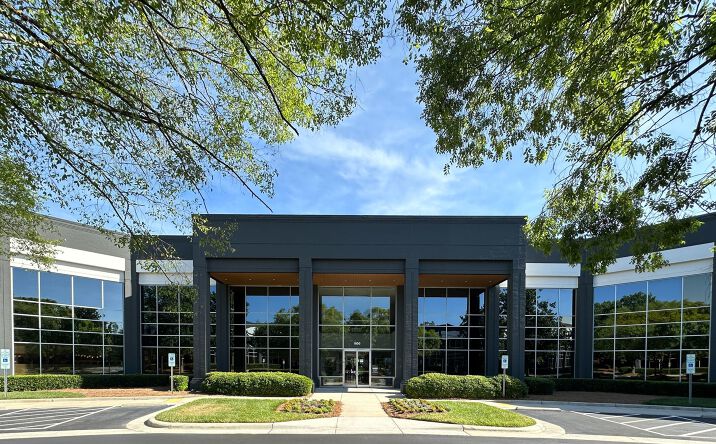 Pictures of Office property located at 1800 Perimeter Park Drive, Morrisville, NC 27560 for lease - image #1
