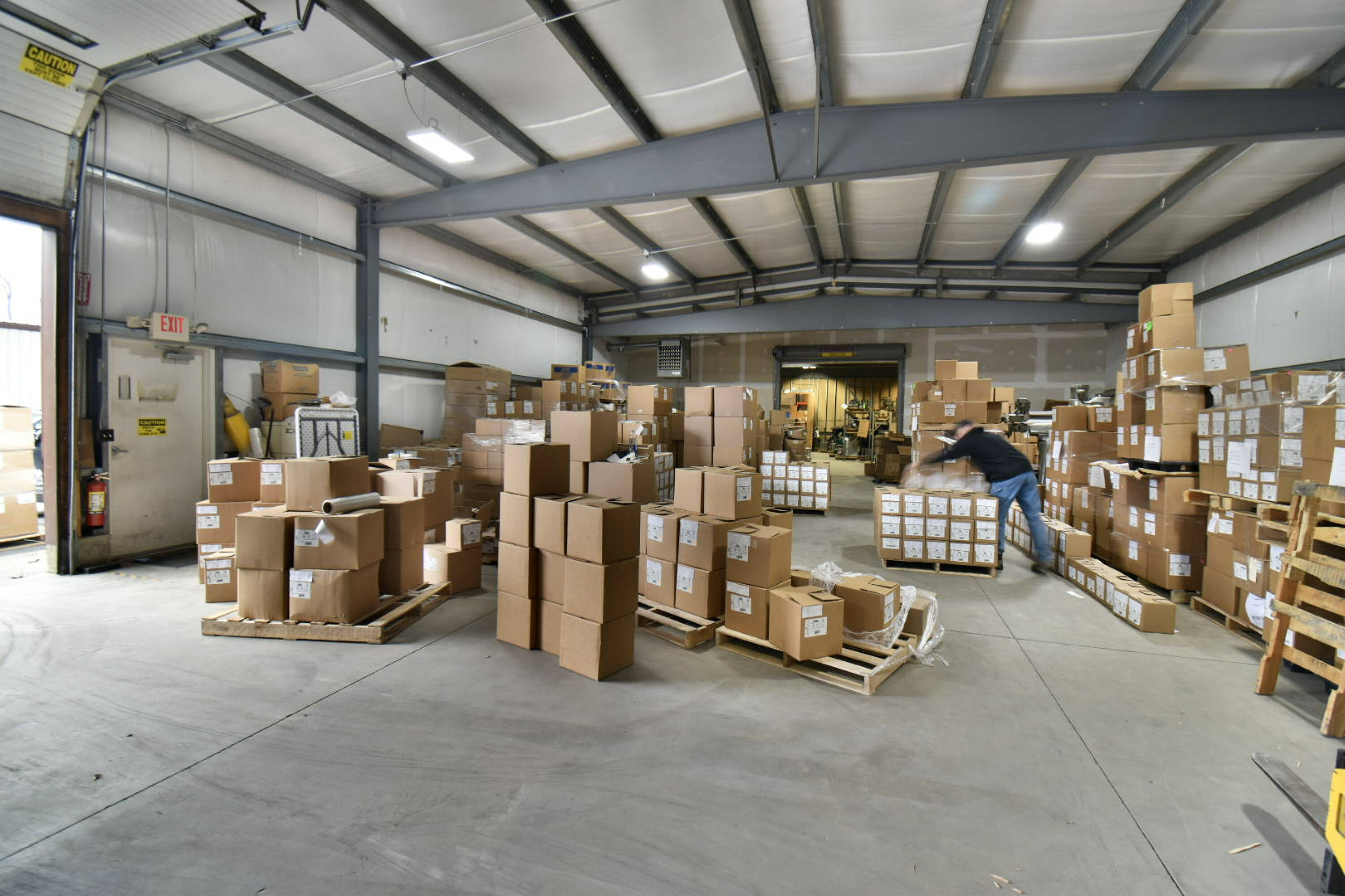 807 Sterling Rd, Lancaster, MA 01523