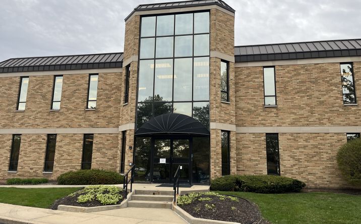 Pictures of Office property located at 3820 Edison Lakes Pkwy, Mishawaka, IN 46545 for lease - image #1