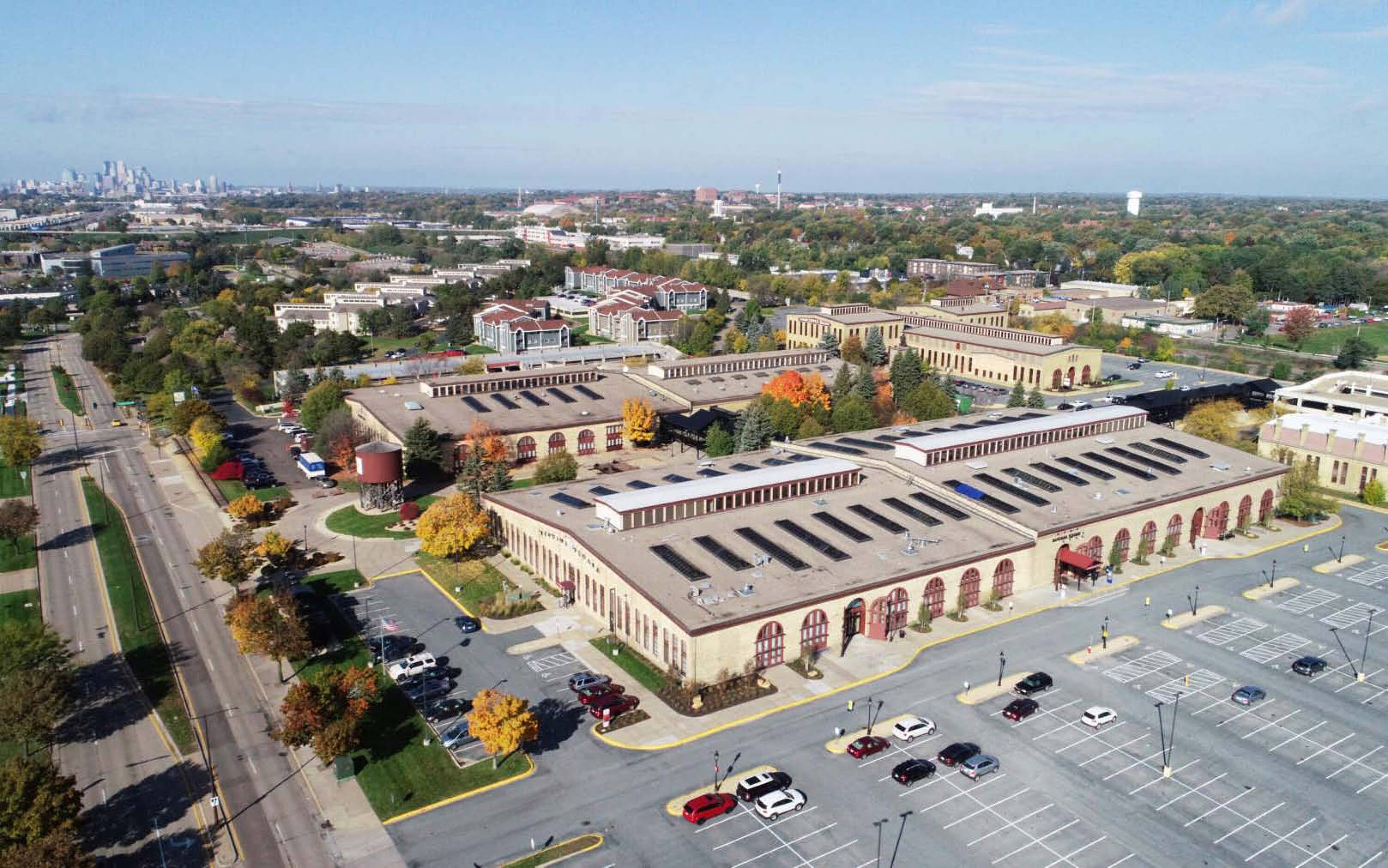 1021 Bandana Blvd E, Saint Paul, MN 55108