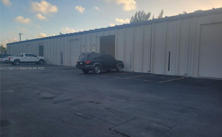 Pictures of Special Purpose property located at 6911 NW 43rd St # 6911, Miami, FL 33166 for lease - image #1