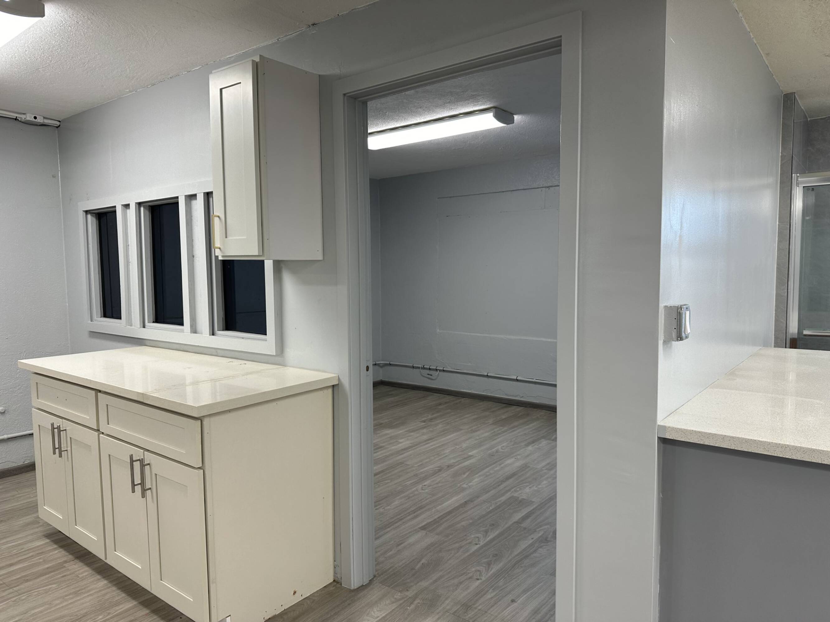 2130 N King St, Honolulu, HI 96819