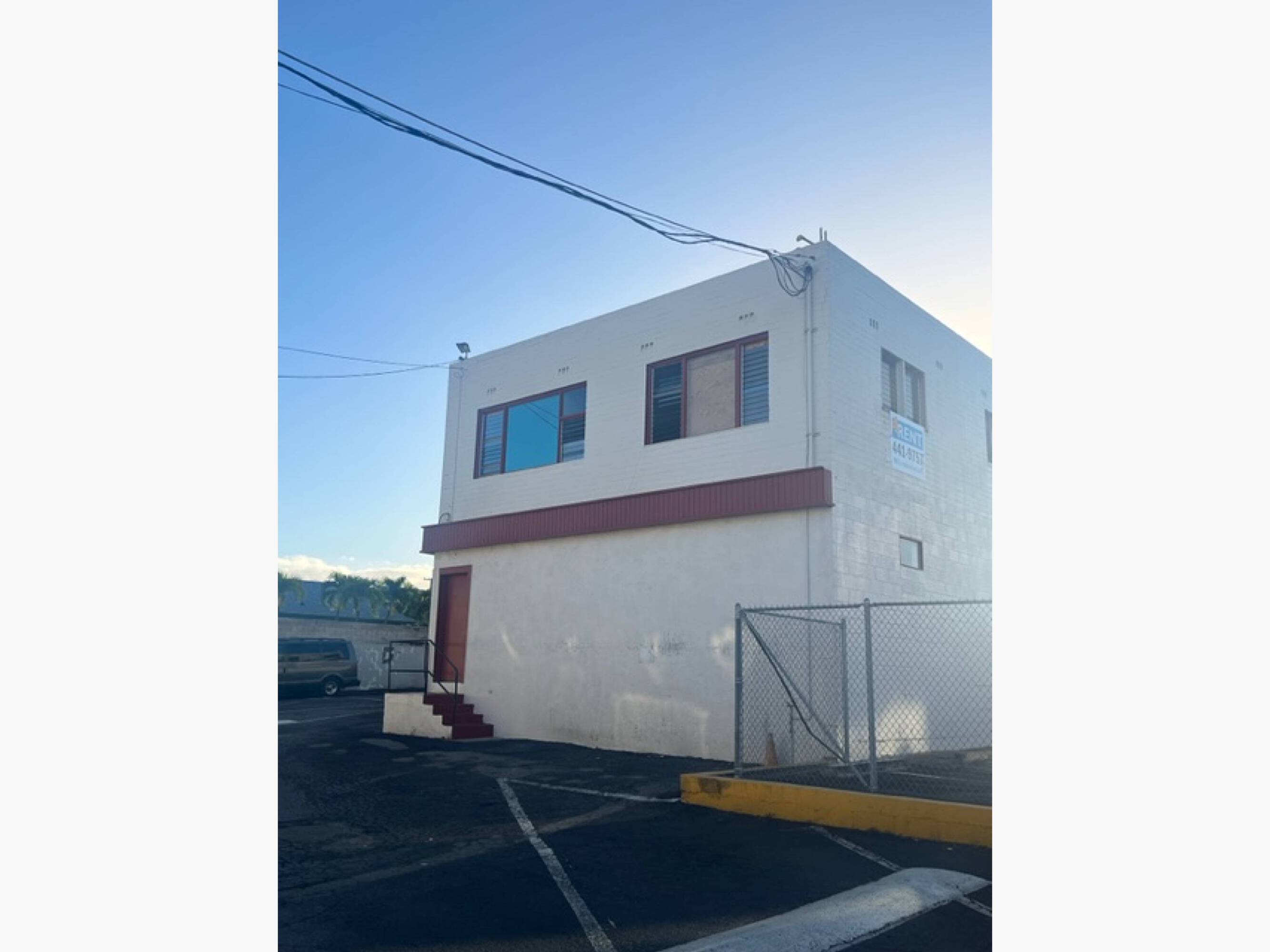 2130 N King St, Honolulu, HI 96819