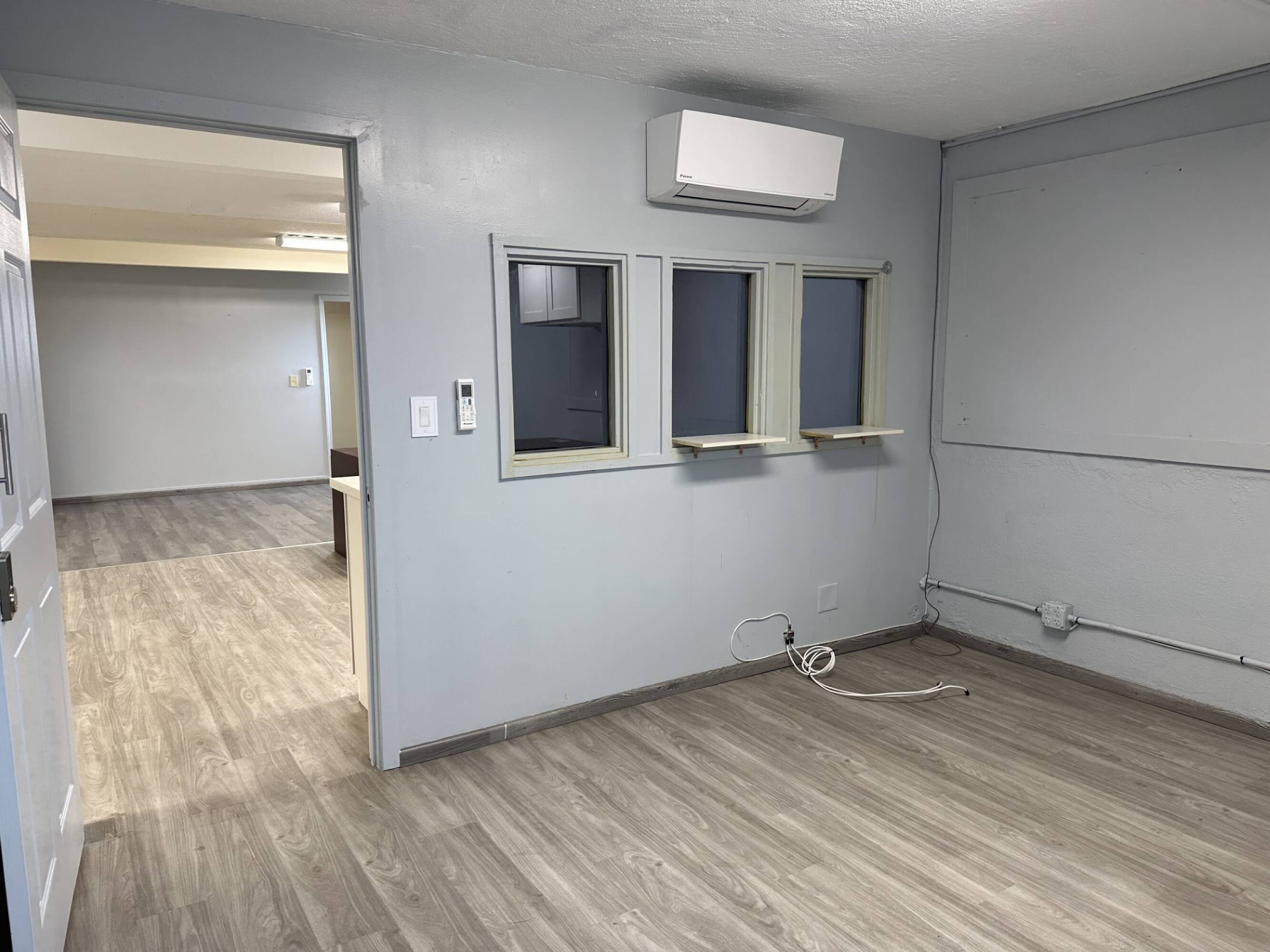 2130 N King St, Honolulu, HI 96819