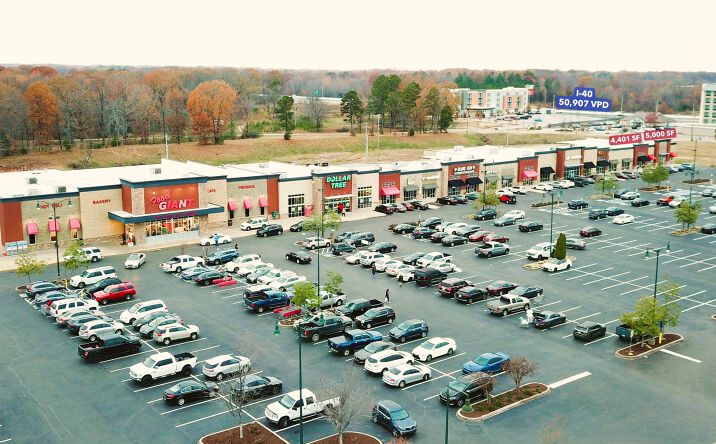 Pictures of Retail, Office, Restaurant property located at 2596 Christmasville Cove, Jackson, TN 38305 for lease - image #1