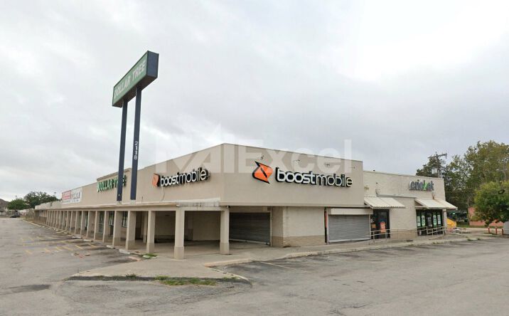 Pictures of Retail property located at 2106-2118 S Zarzamora St, San Antonio, TX 78207 for lease - image #1