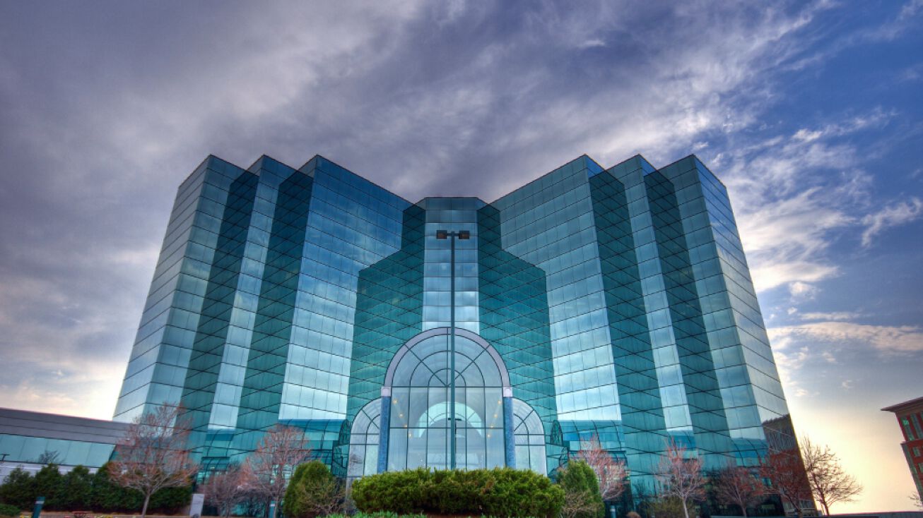 8401 Greenway Blvd, Middleton, WI 53562 Office Space for Lease Full