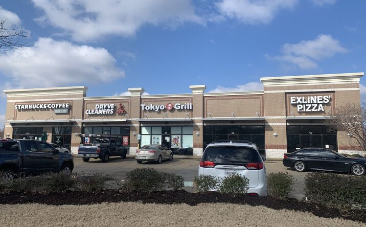 Pictures of Retail property located at 2801 Kirby Rd, Memphis, TN 38119 for lease - image #1