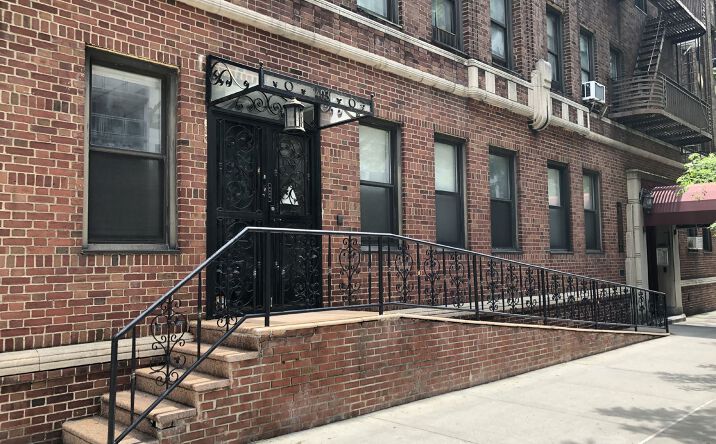 Pictures of Office property located at 403 E 72nd St, New York, NY 10021 for lease - image #1