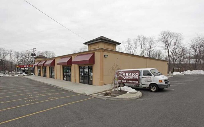 Pictures of Retail property located at 414 Route 59, Monsey, NY 10952 for lease - image #1