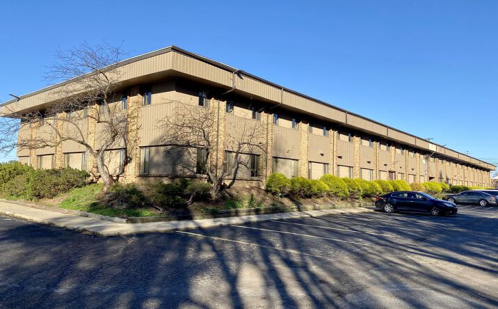 Pictures of Office property located at 913 W Holmes Rd, Lansing, MI 48910 for lease - image #1
