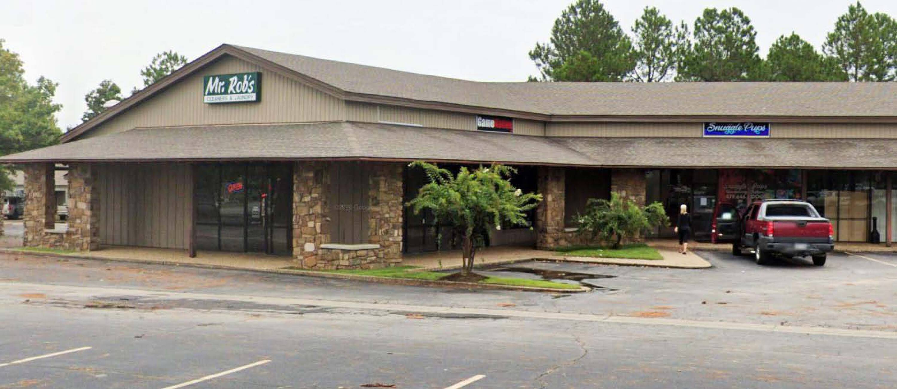 8901 Jenny Lind Rd, Fort Smith, AR 72908 Retail Space for Lease