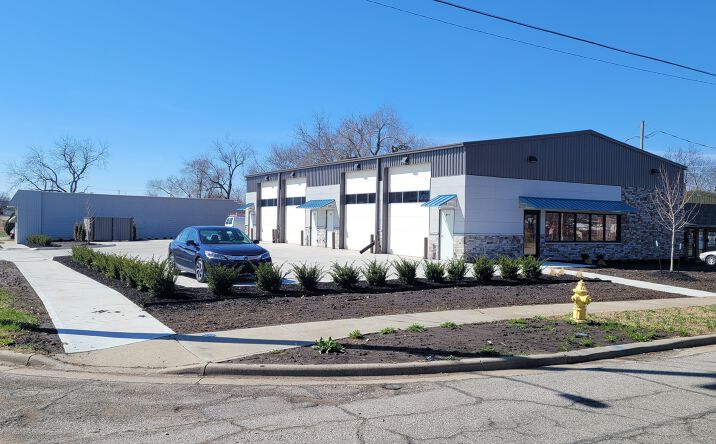 Pictures of Industrial, Retail property located at 815 E Park St, Olathe, KS 66061 for lease - image #1