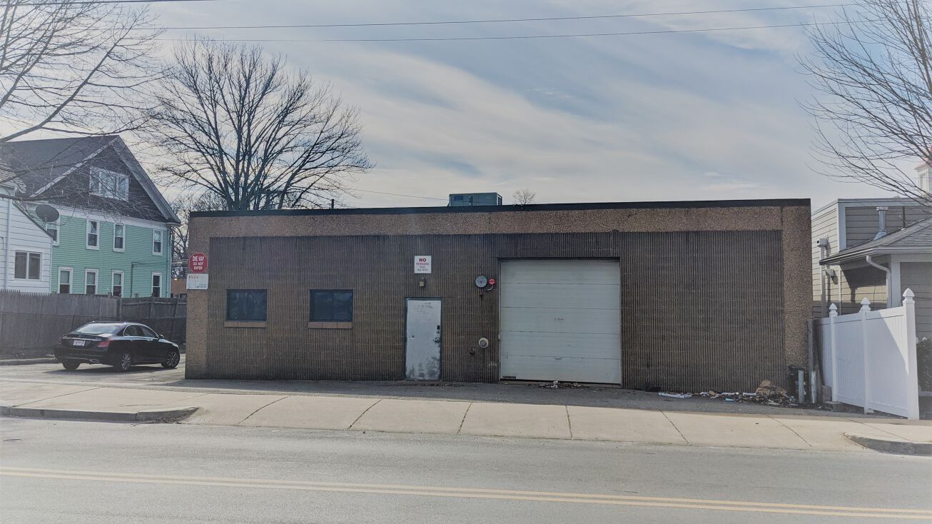 258 Main St, Stoneham, MA 01880 Retail Space for Lease 258260 Main