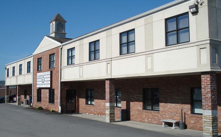 Pictures of Office property located at 4150 Washington Rd, Canonsburg, PA 15317 for lease - image #1
