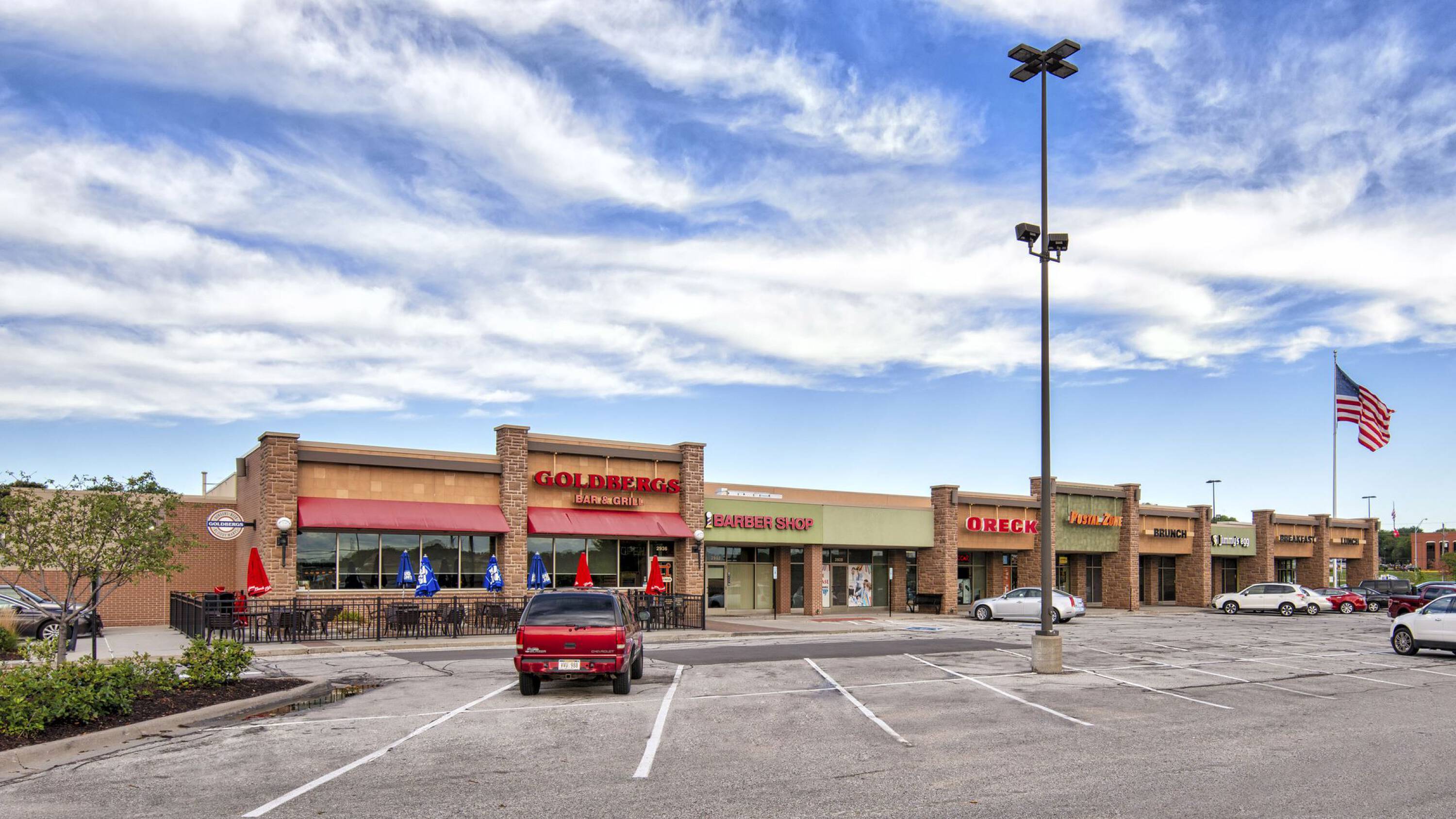 13215 W Center Rd, Omaha, NE 68144