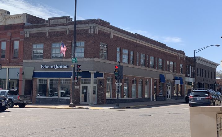 Lease Commercial Real Estate and Property in Chippewa Falls, WI | Crexi.com