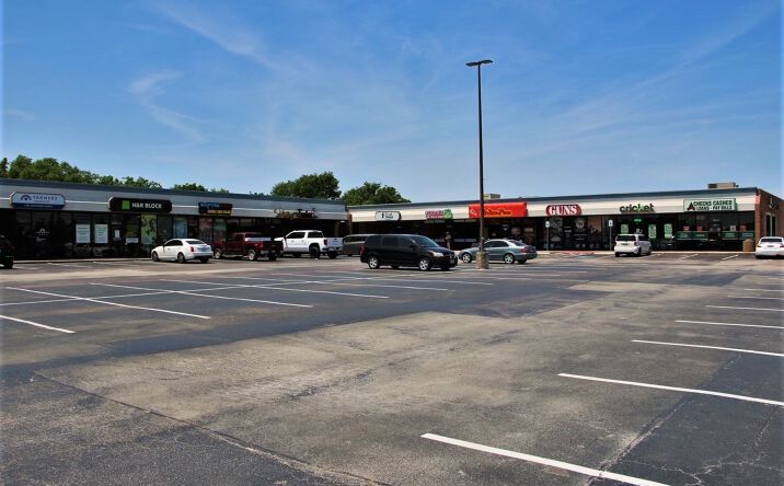 Pictures of Retail property located at 1029 N Saginaw Blvd, Saginaw, TX 76179 for lease - image #1